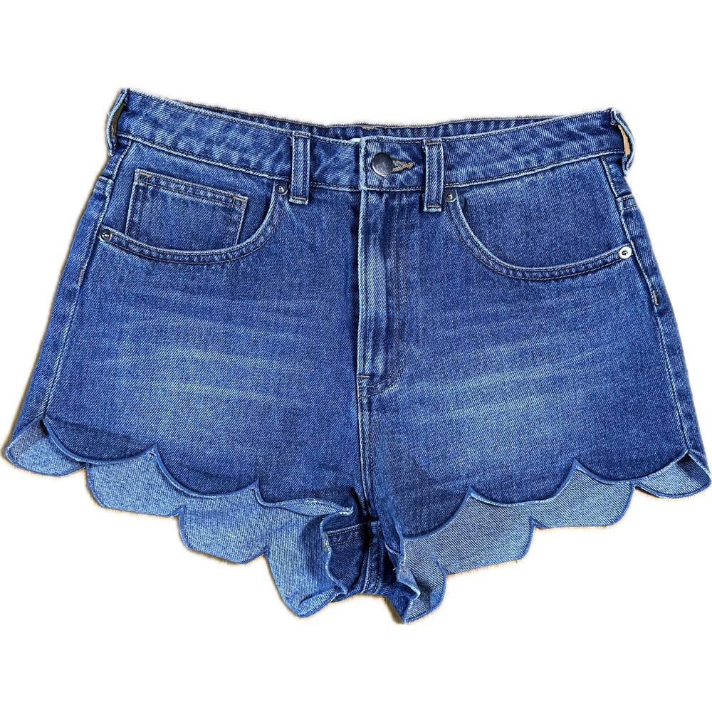 H&M Women's Blue‎ Cut-Off Scalloped Hem Denim Shorts Size 6